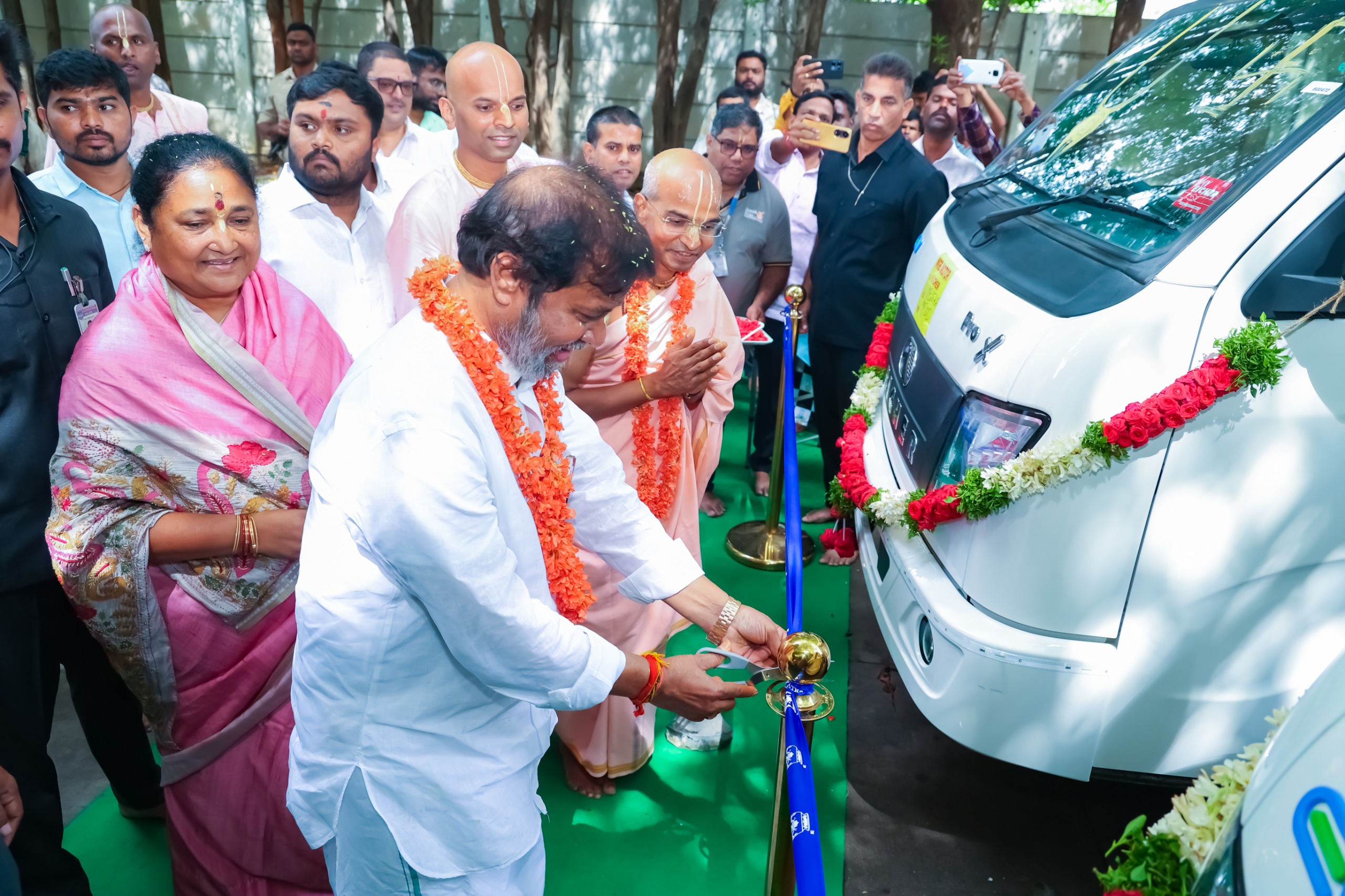 WhatsApp Image 2025-10-26 at 12.51.19 PM (2)